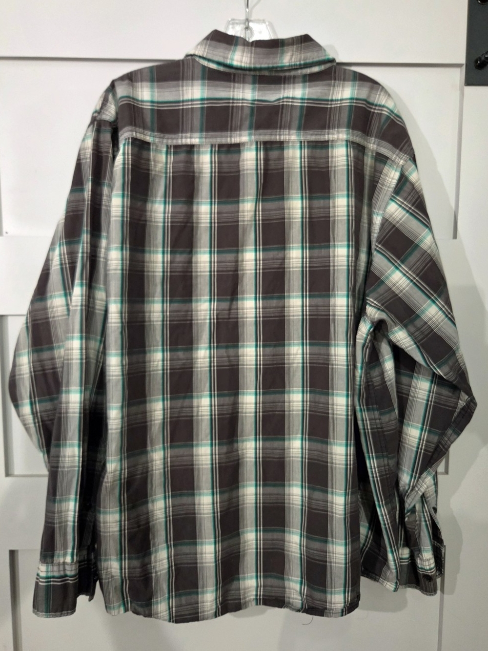 Wrangler Black, White & Teal Plaid Long-Sleeve Button-Up Shirt, Mens - Picture 3 of 3
